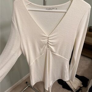 Abercrombie & Fitch Ivory Ruched V-Neck Long Sleeve Bodysuit